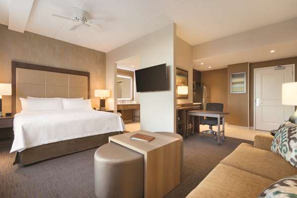  - Homewood Suites by Hilton Downtown Calgary