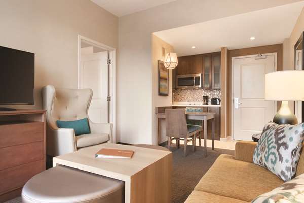  - Homewood Suites by Hilton Downtown Calgary