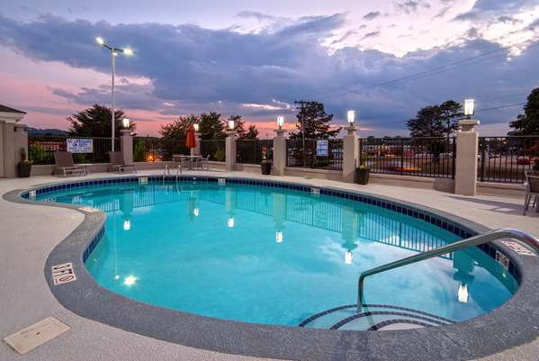 Pool - Best Western Travelers Rest Greenville Hotel