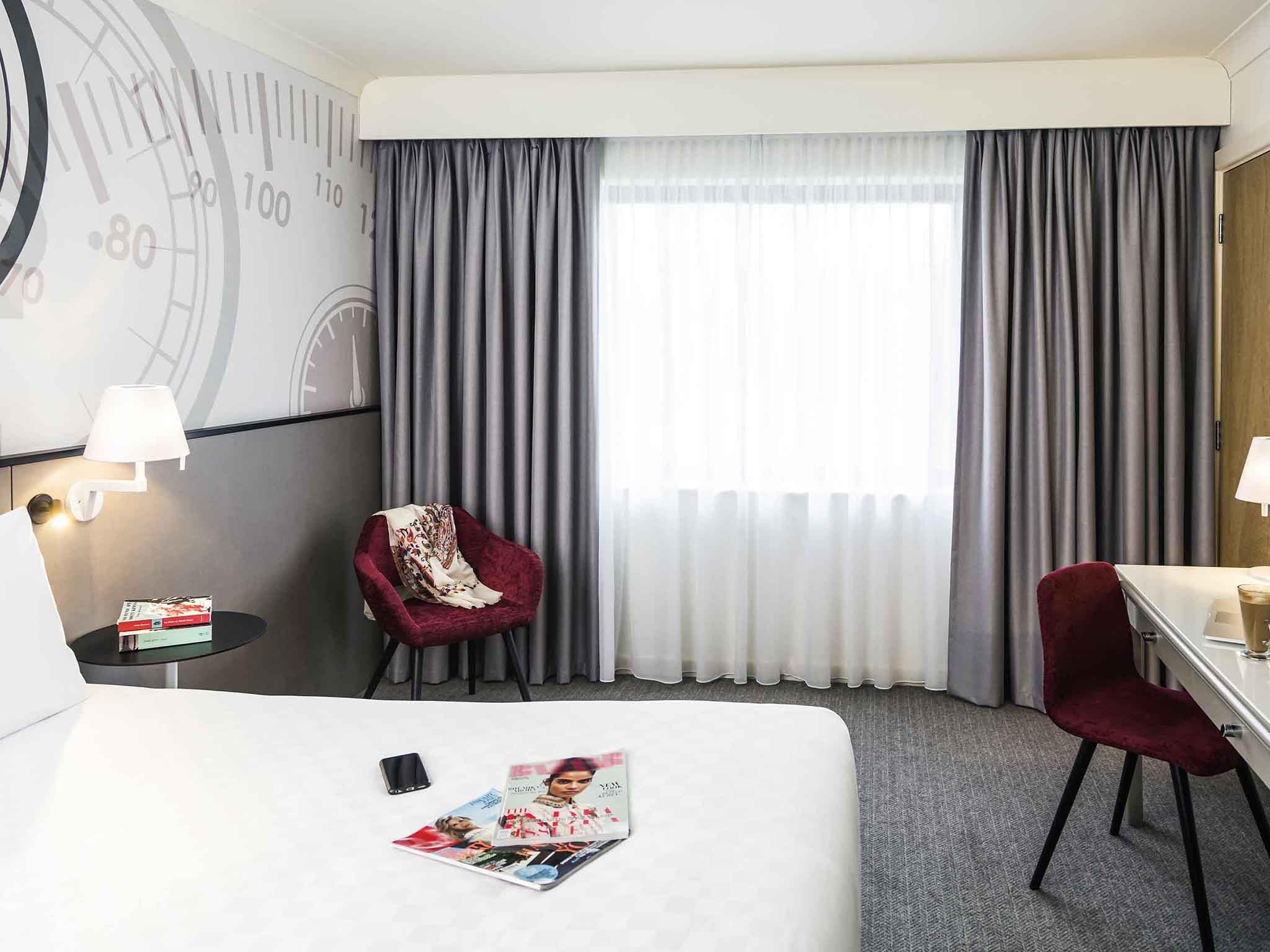 Mercure Dartford Brands Hatch Hotel & Spa Room Type - Classic Double Room