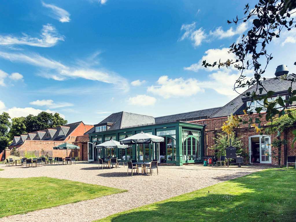 Mercure Warwickshire Walton Hall Hotel & Spa - Tap to explore photos