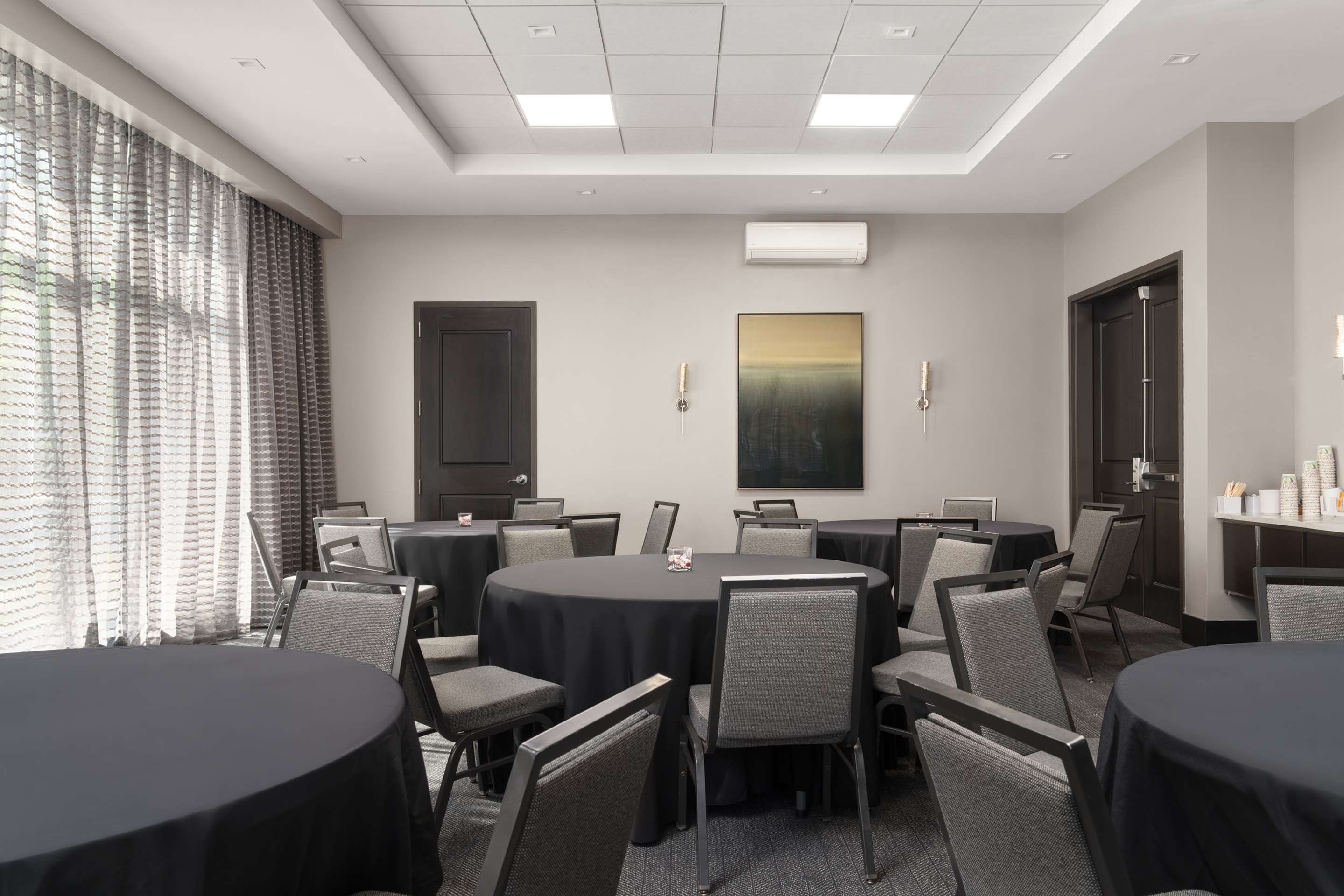 Meeting Room | Hampton Inn & Suites Worcester