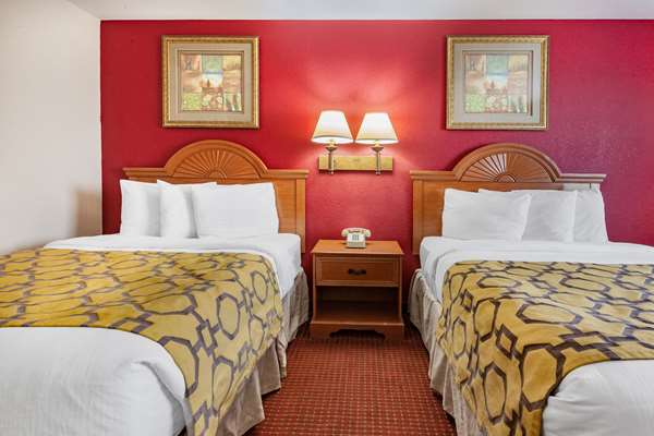  - Baymont Inn & Suites Perrysburg - I-75, Exit 193