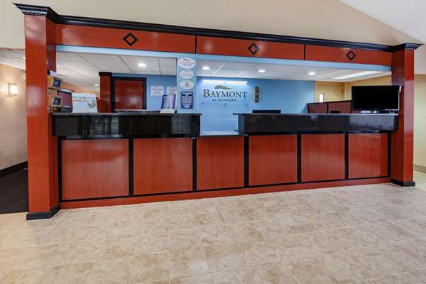  - Baymont Inn & Suites Perrysburg - I-75, Exit 193