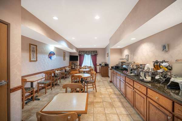 - Baymont Inn & Suites Albany