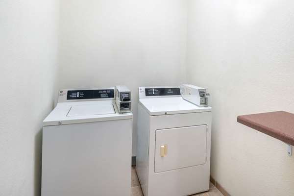 Amenities - Baymont Inn & Suites Albany