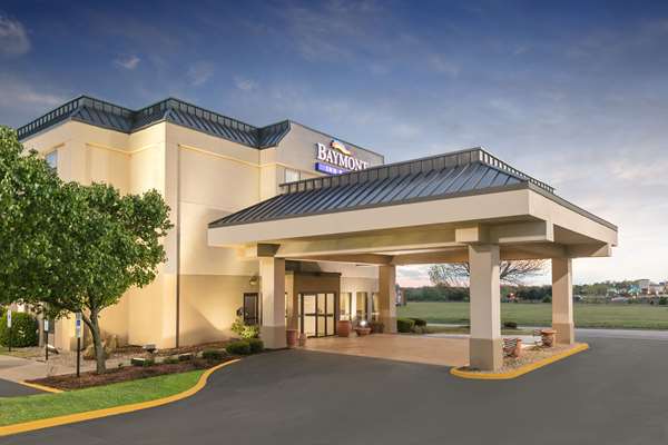 Exterior view - Baymont Inn & Suites North Oklahoma City