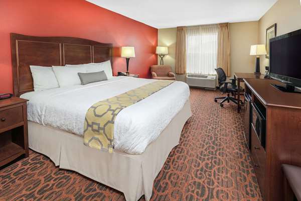  - Baymont Inn & Suites North Oklahoma City