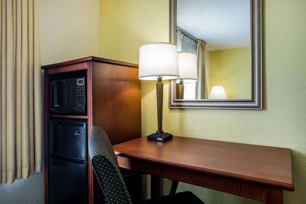  - Days Inn Civic Center Florence - I-95, Exit 160