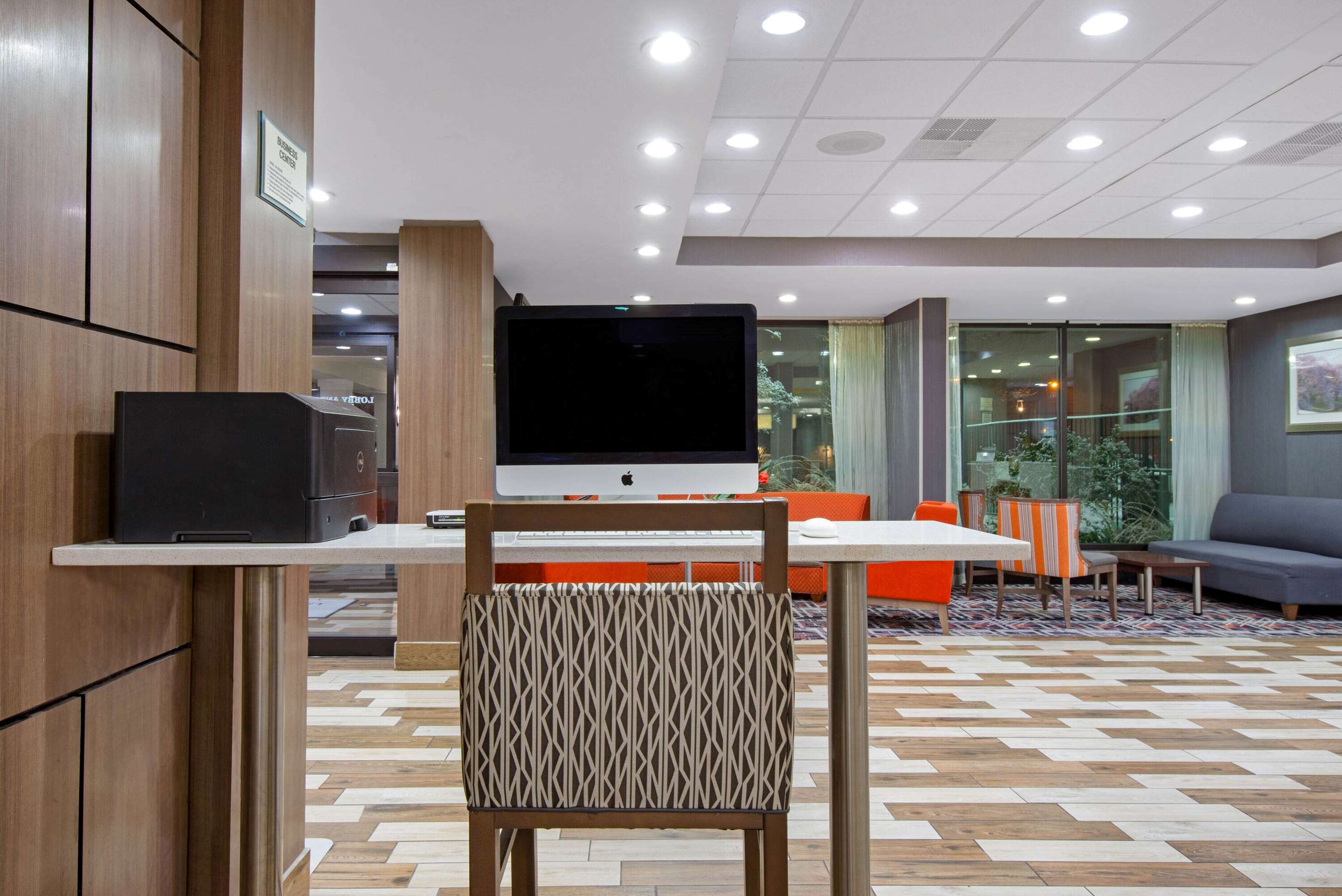 Business Center | La Quinta Inn & Suites by Wyndham DC Metro Capital Beltway