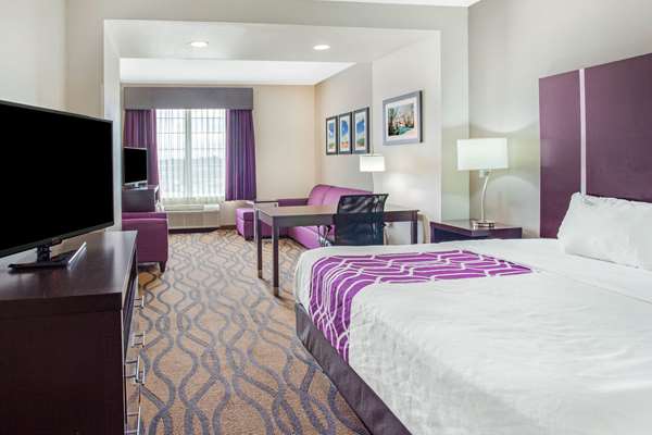Suite - La Quinta Inn & Suites Luling - I-10, Exit 632