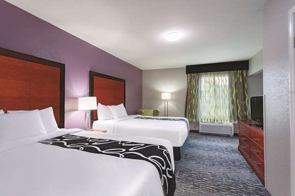 Suite - La Quinta Inn & Suites North Powell - I-75, Exit 112