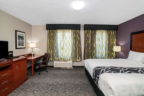 Suite - La Quinta Inn & Suites North Powell - I-75, Exit 112