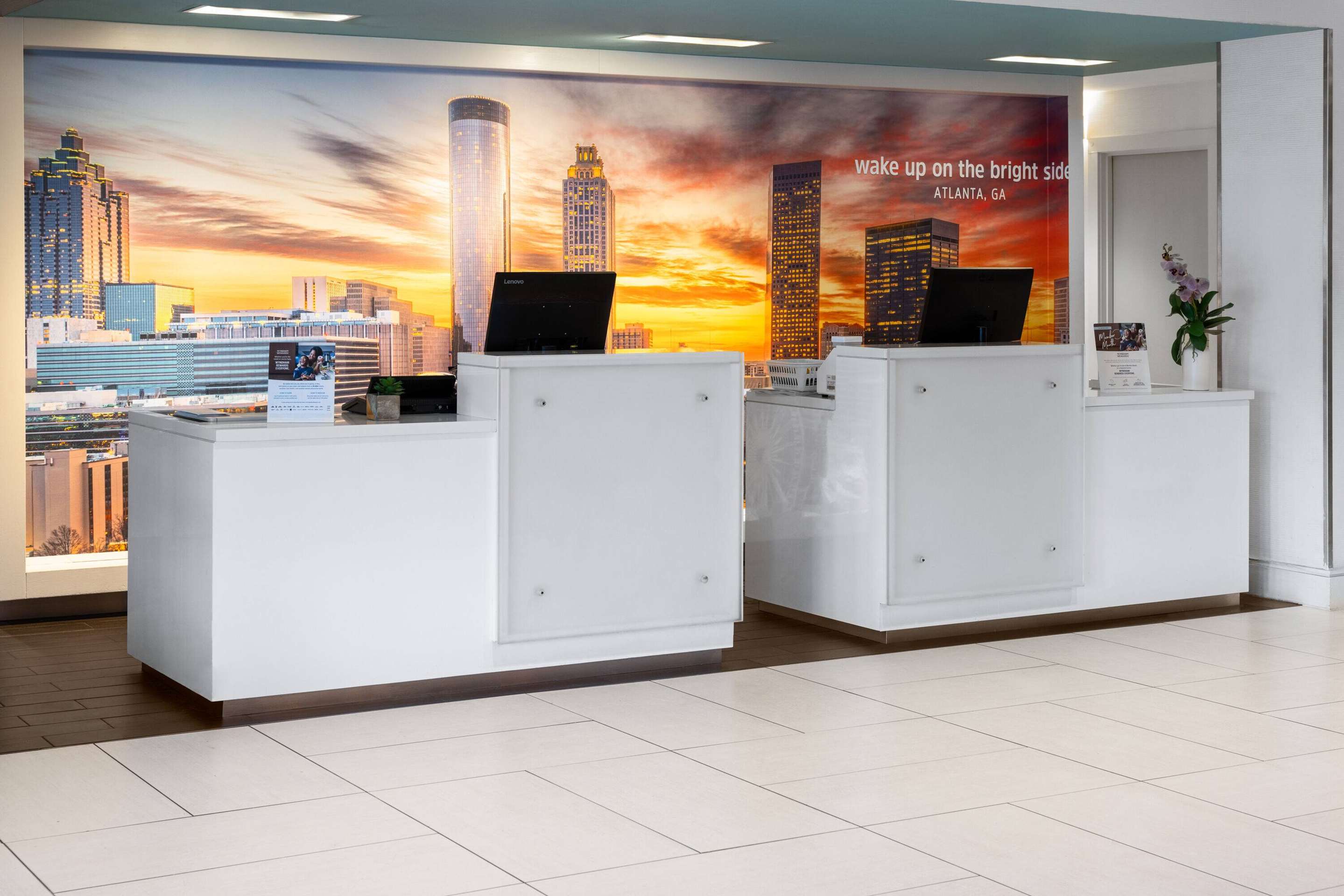 Reception | La Quinta by Wyndham Atlanta Airport North