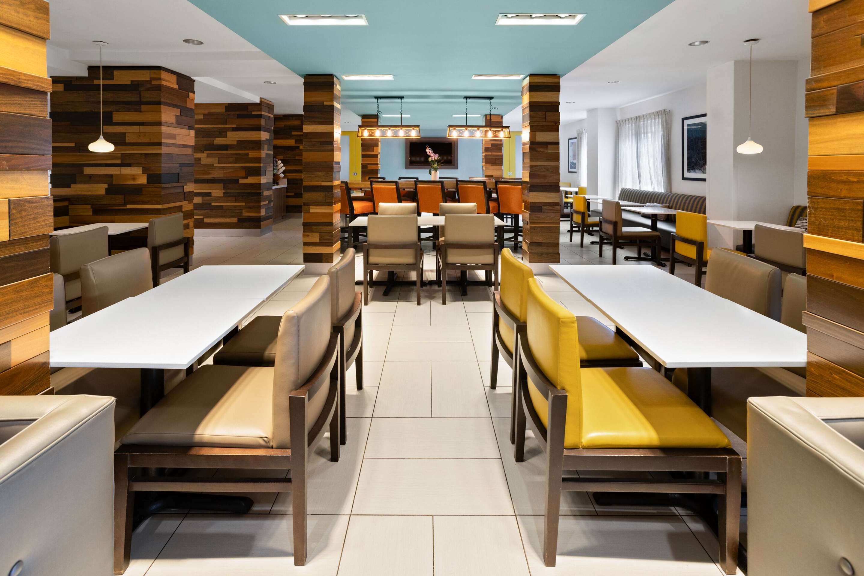 Lobby | La Quinta by Wyndham Atlanta Airport North