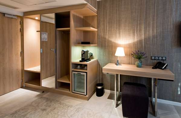 Hotel GOLDEN TULIP SOPHIA ANTIPOLIS - HOTEL & SPA - Standard Room