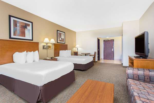 Suite - Days Inn Phenix City