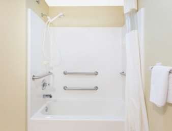  - Days Inn Phenix City