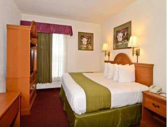  - Days Inn Panama City