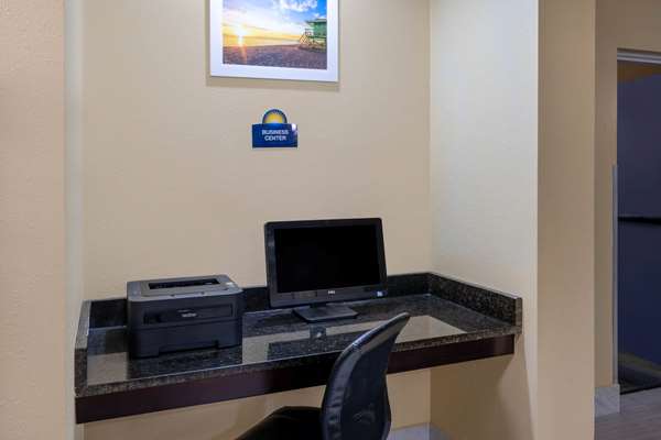 Conference Area - Days Inn Panama City