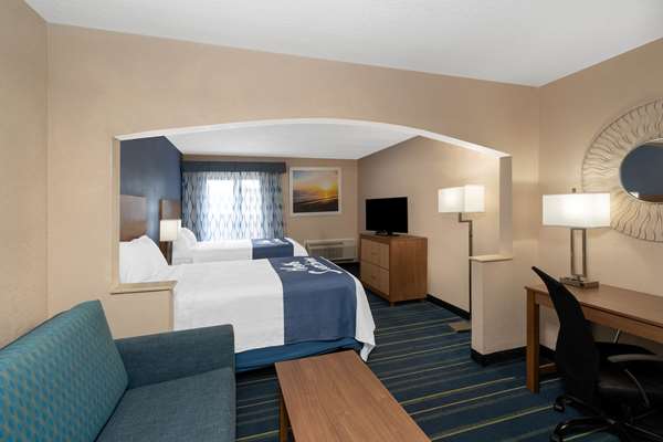  - Days Inn Panama City