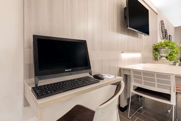 Conference Area - Microtel Inn & Suites by Wyndham Perry