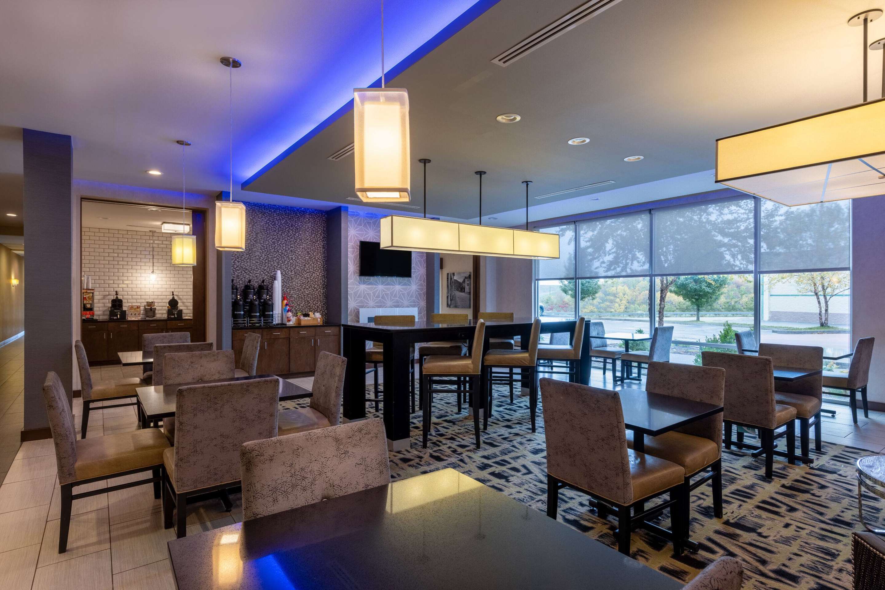 Property amenity | La Quinta Inn & Suites by Wyndham Morgantown