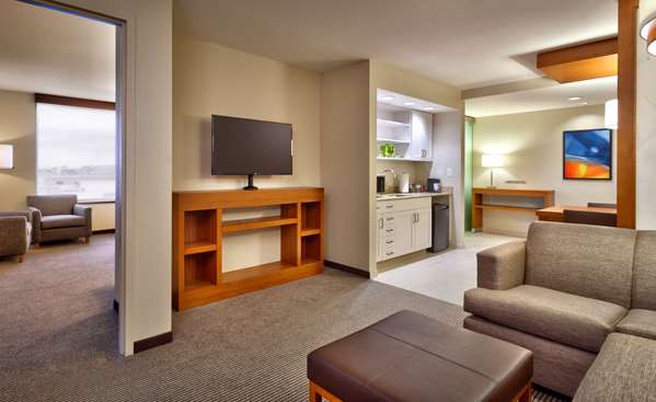 Suite - Hyatt Place Hotel Farmington