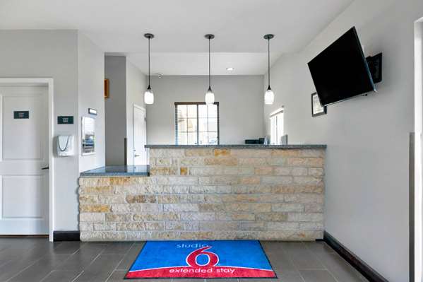  - Studio 6 Extended Stay Hotel Pleasanton