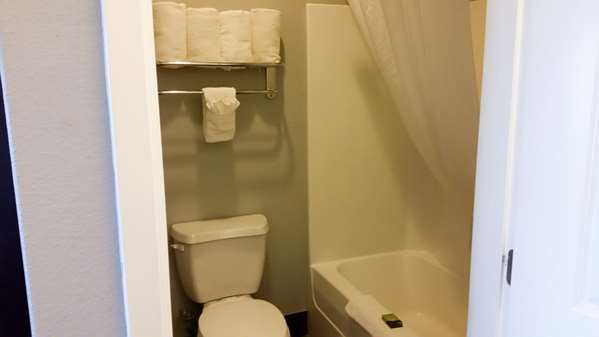  - Studio 6 Extended Stay Hotel Beeville