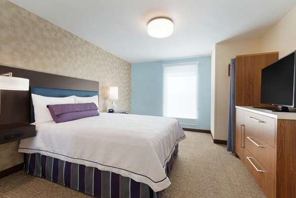  - Home2 Suites by Hilton Airport Milwaukee