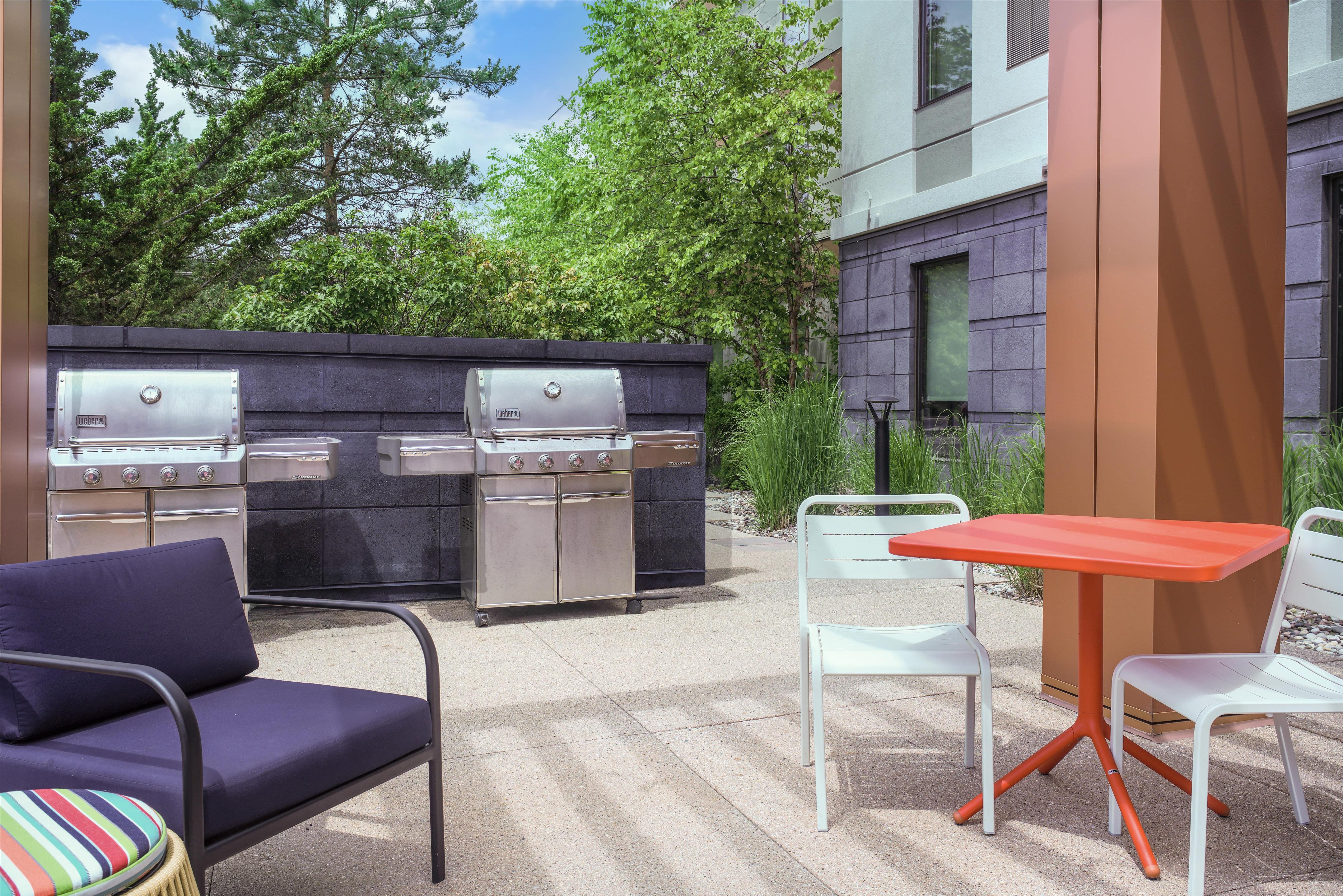 Exterior | Home2 Suites by Hilton Milwaukee Airport