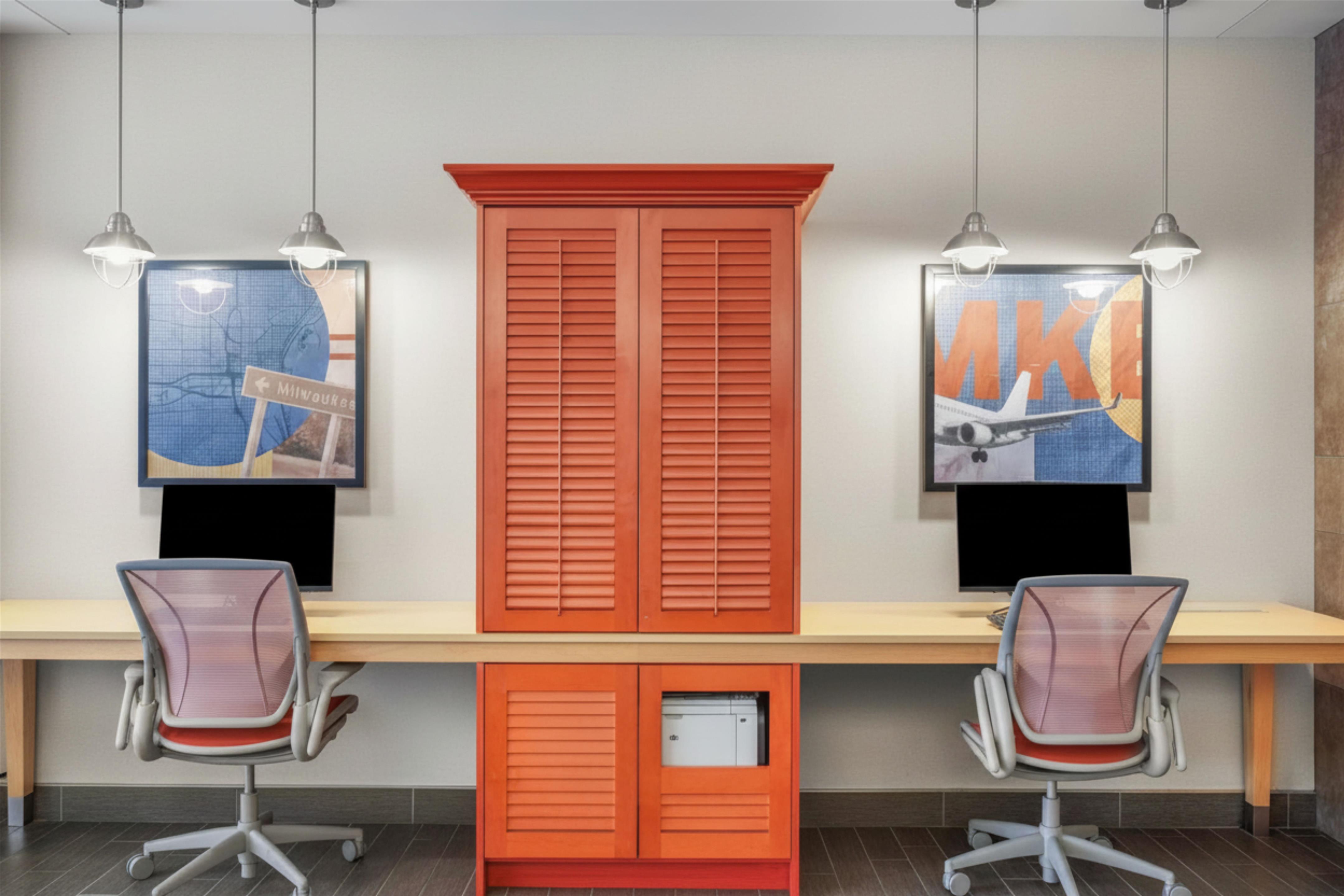Business Center | Home2 Suites by Hilton Milwaukee Airport