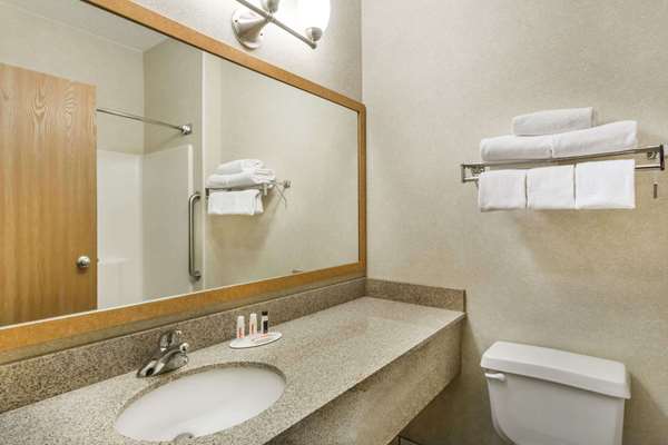  - Baymont Inn & Suites Billings - I-90, Exit 446