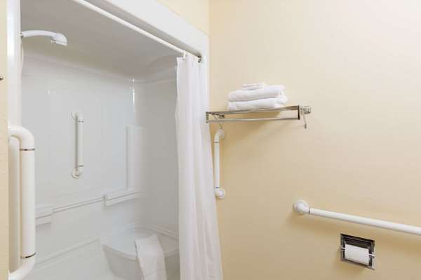  - Days Inn Atlantic - I-80, Exit 60