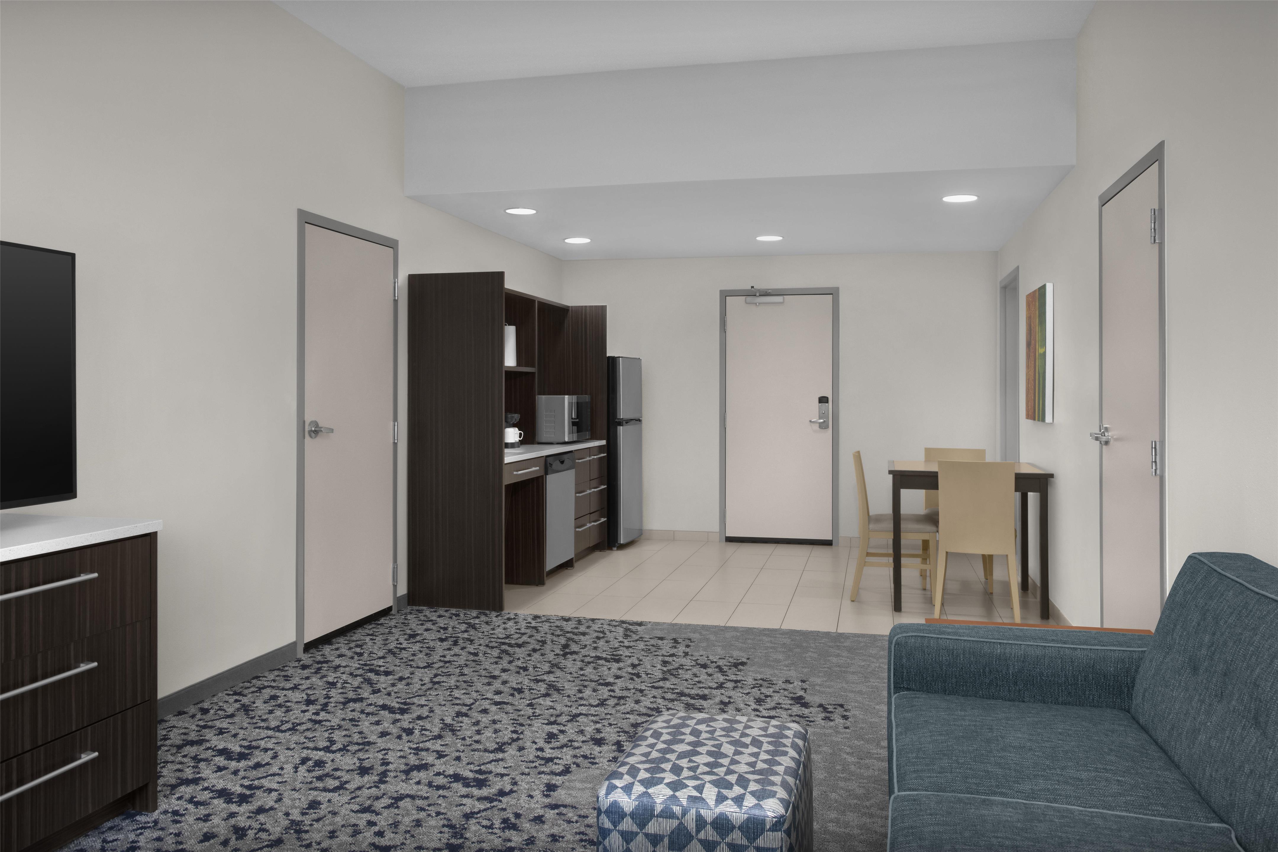 Guest room