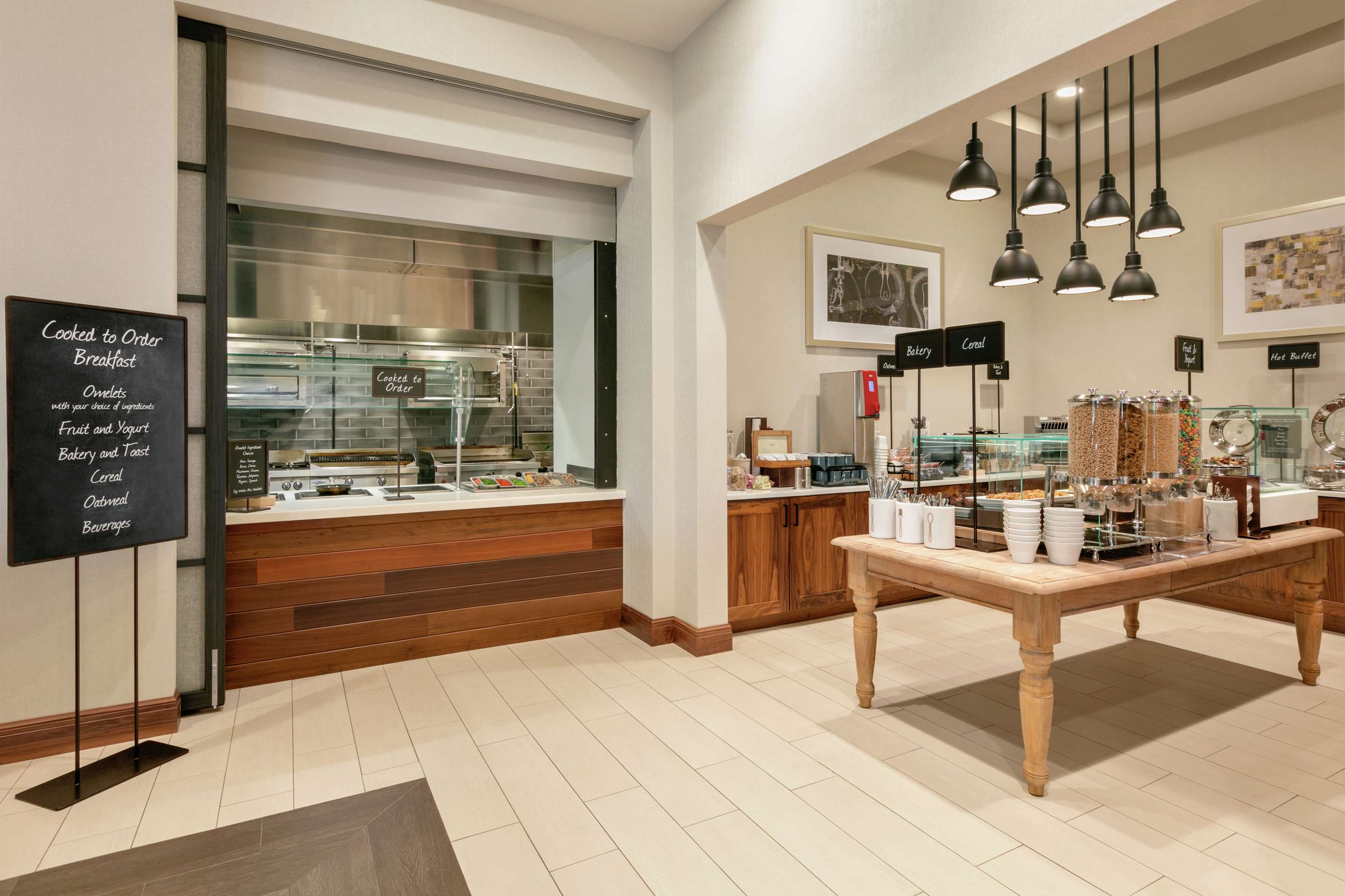 Restaurant | Embassy Suites by Hilton Berkeley Heights