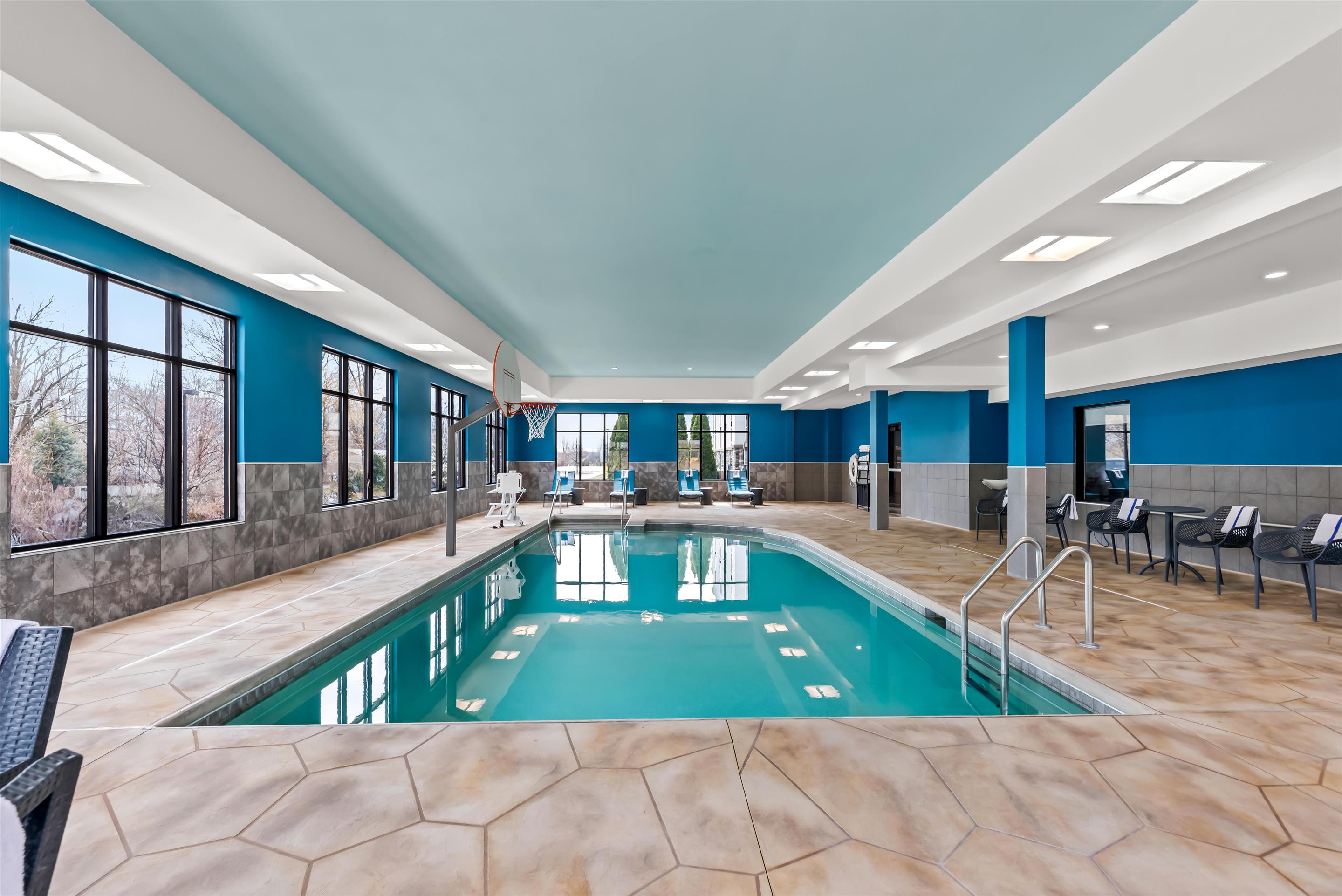 Pool | Hampton Inn Fond du Lac