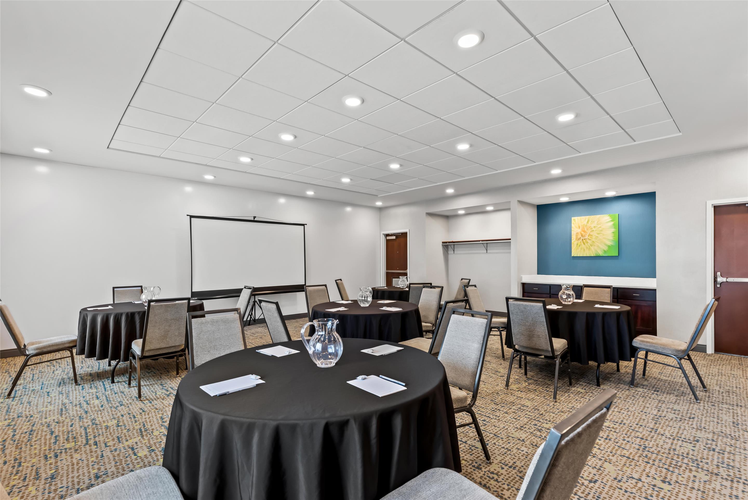 Meeting Room | Hampton Inn Fond du Lac