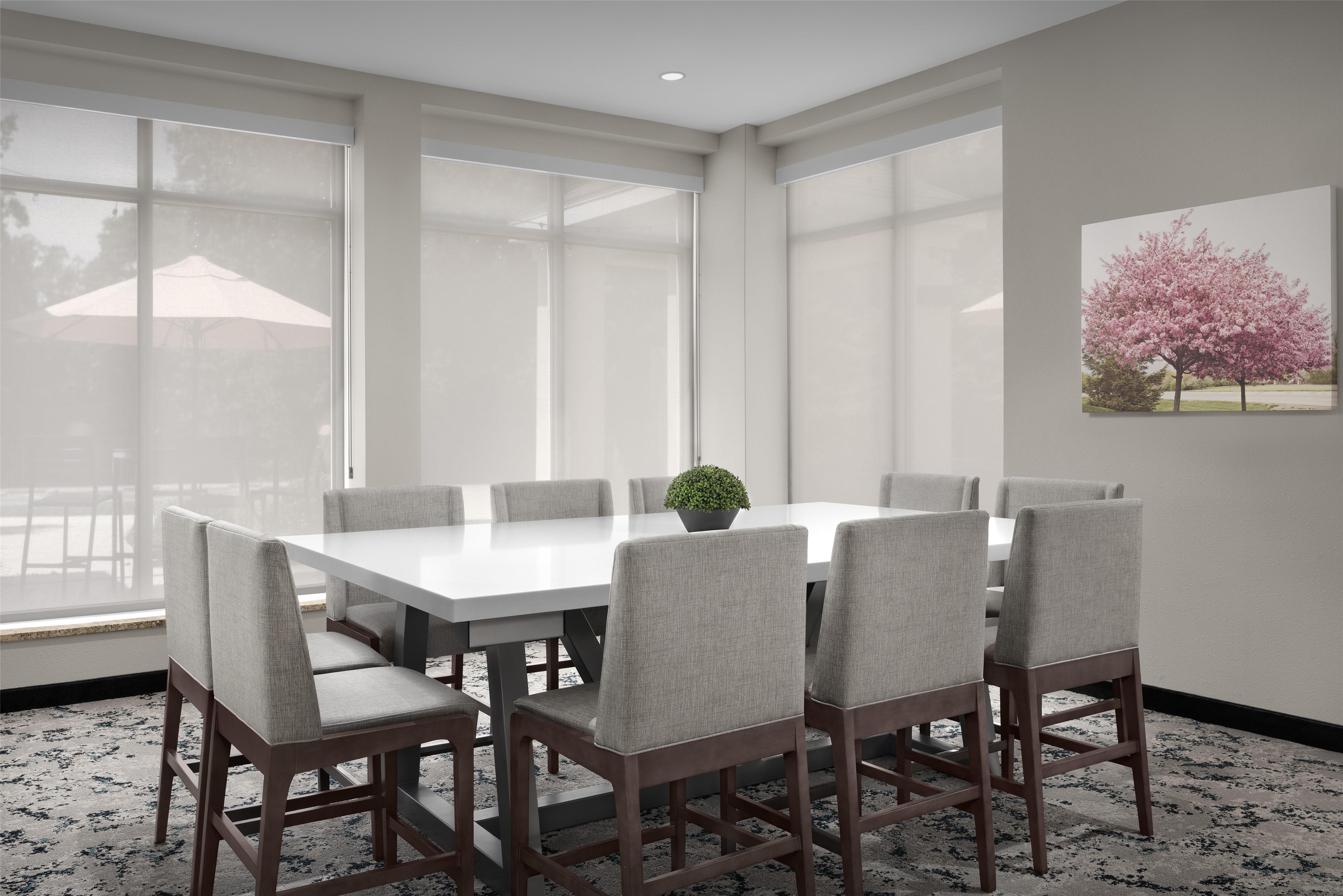 Lobby | Hilton Garden Inn Greensboro Airport