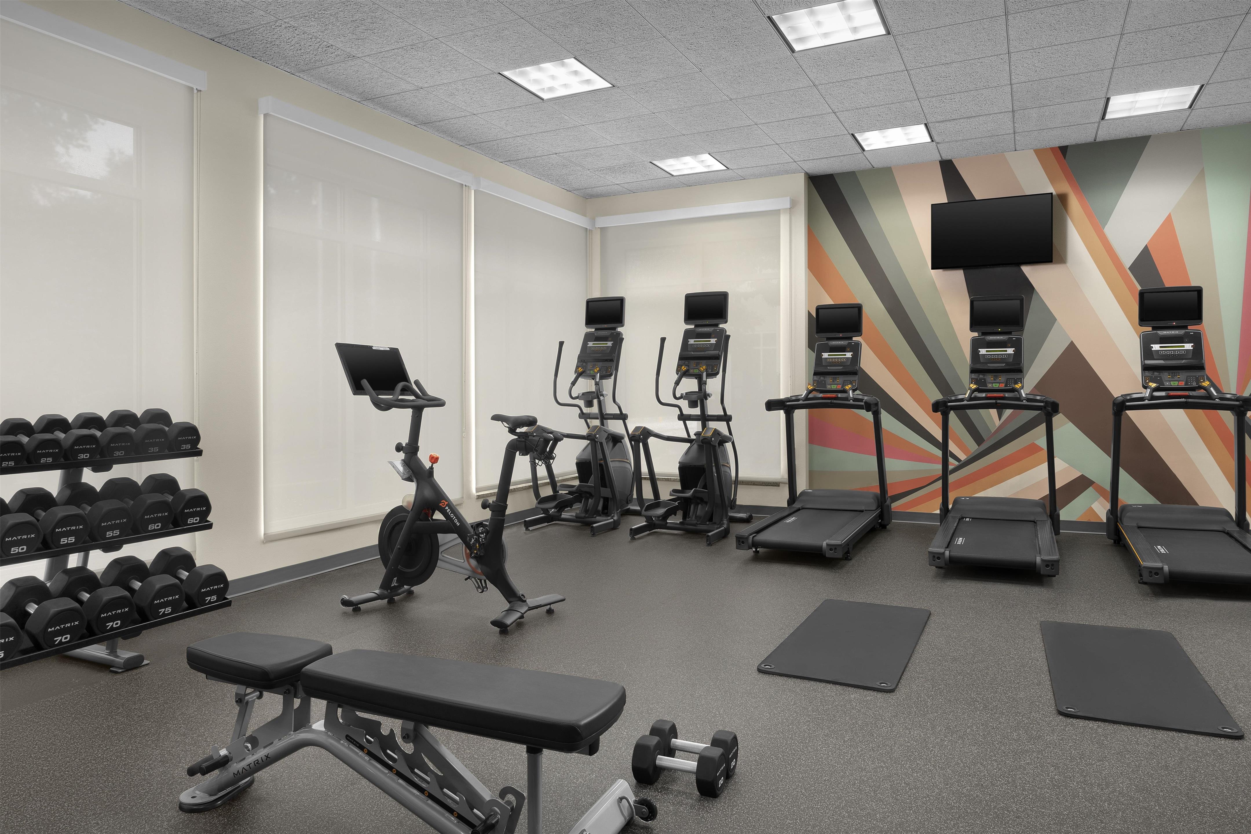 Health club fitness center gym | Hilton Garden Inn Greensboro Airport