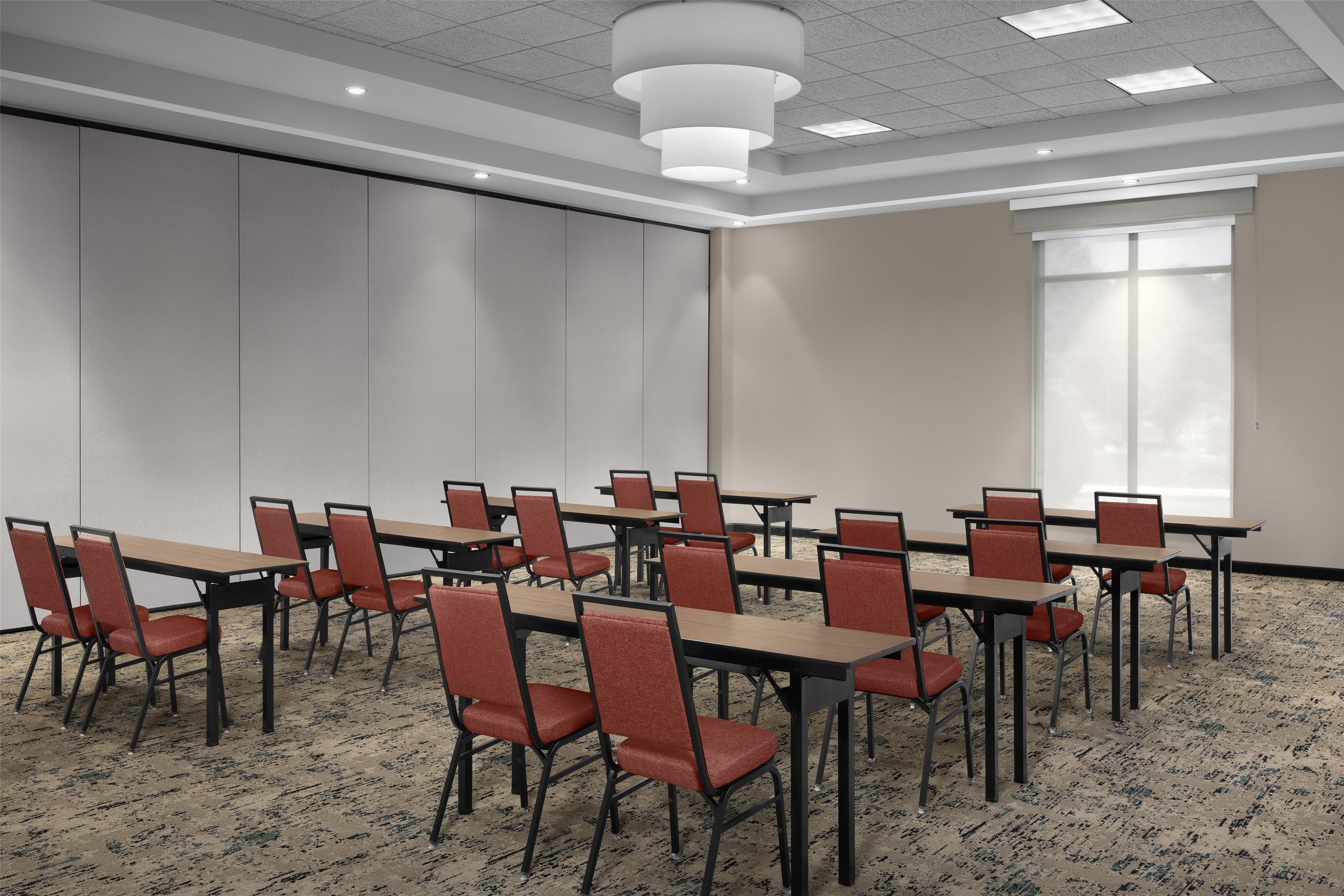 Meeting Room | Hilton Garden Inn Greensboro Airport