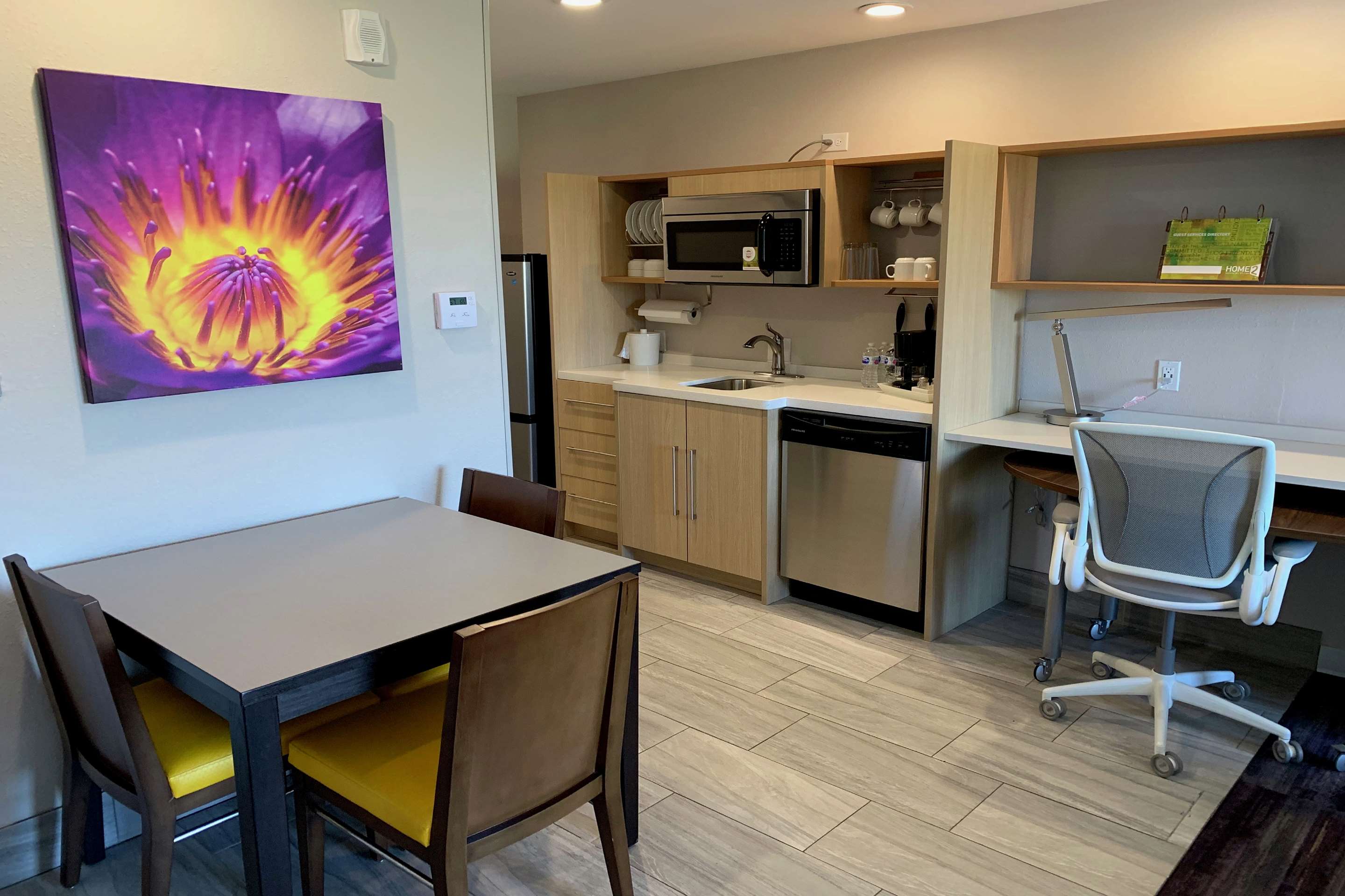 Guest room