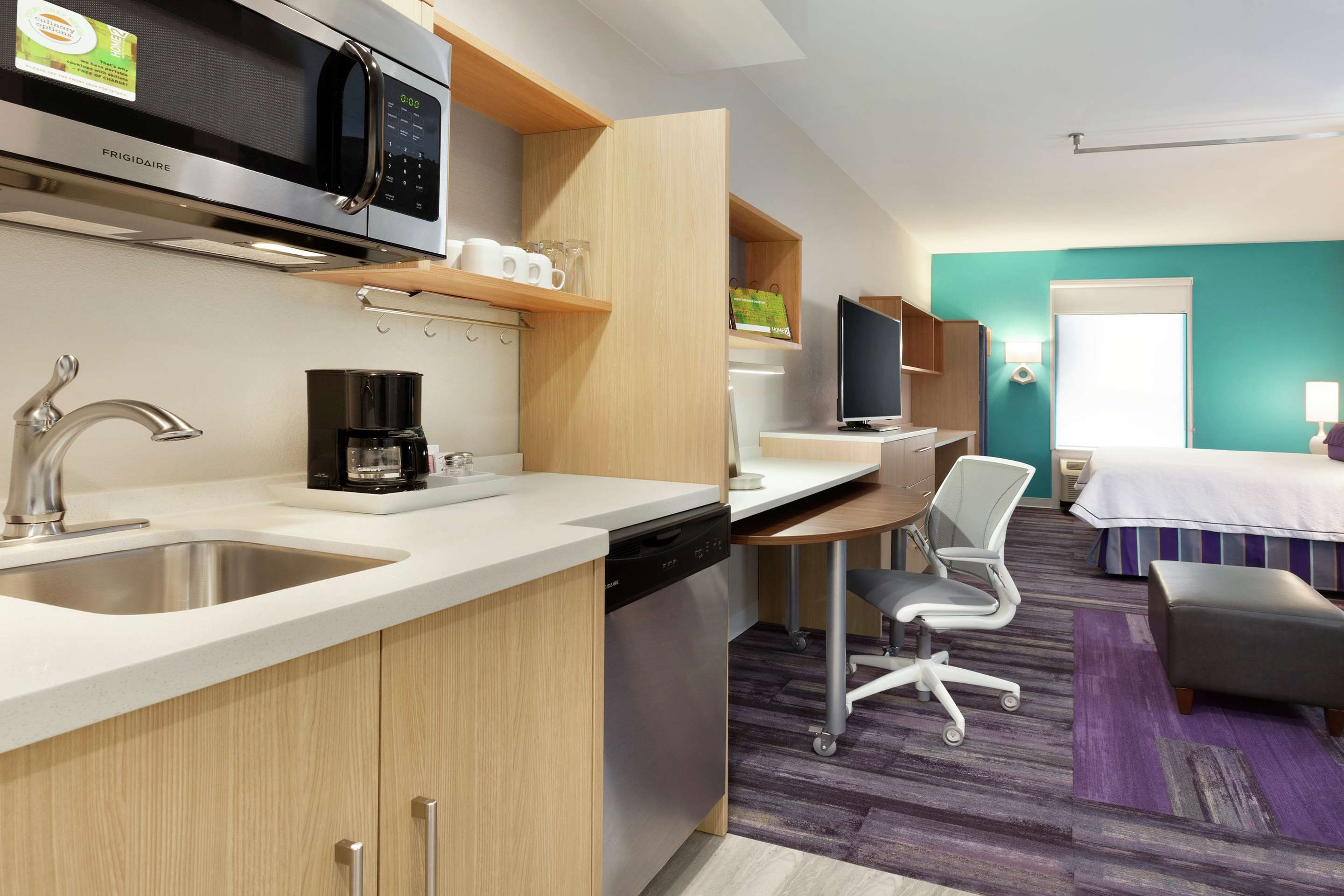 Guest room