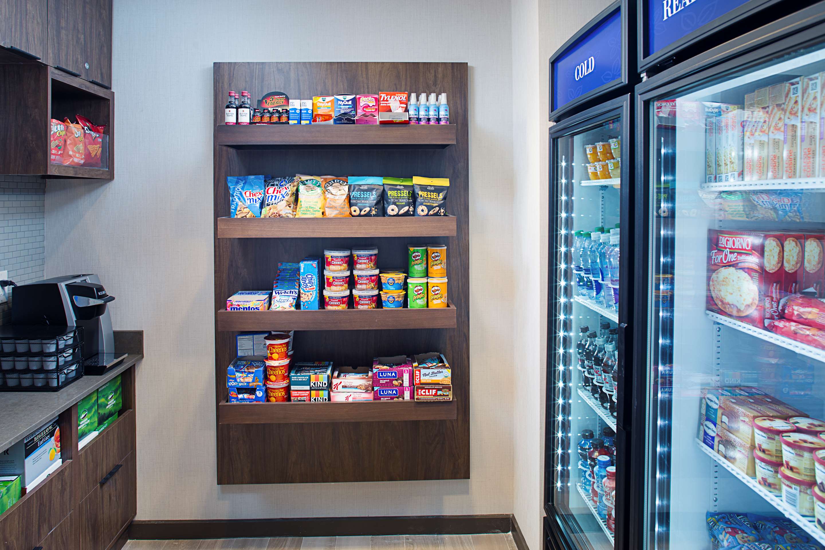 Restaurant | Hilton Garden Inn Providence