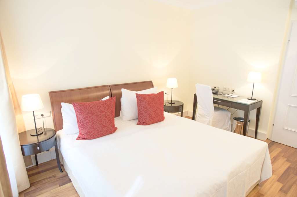 HOTEL SPIESS & SPIESS-guestroom-Guest Room,Indoor/Interior.jpg