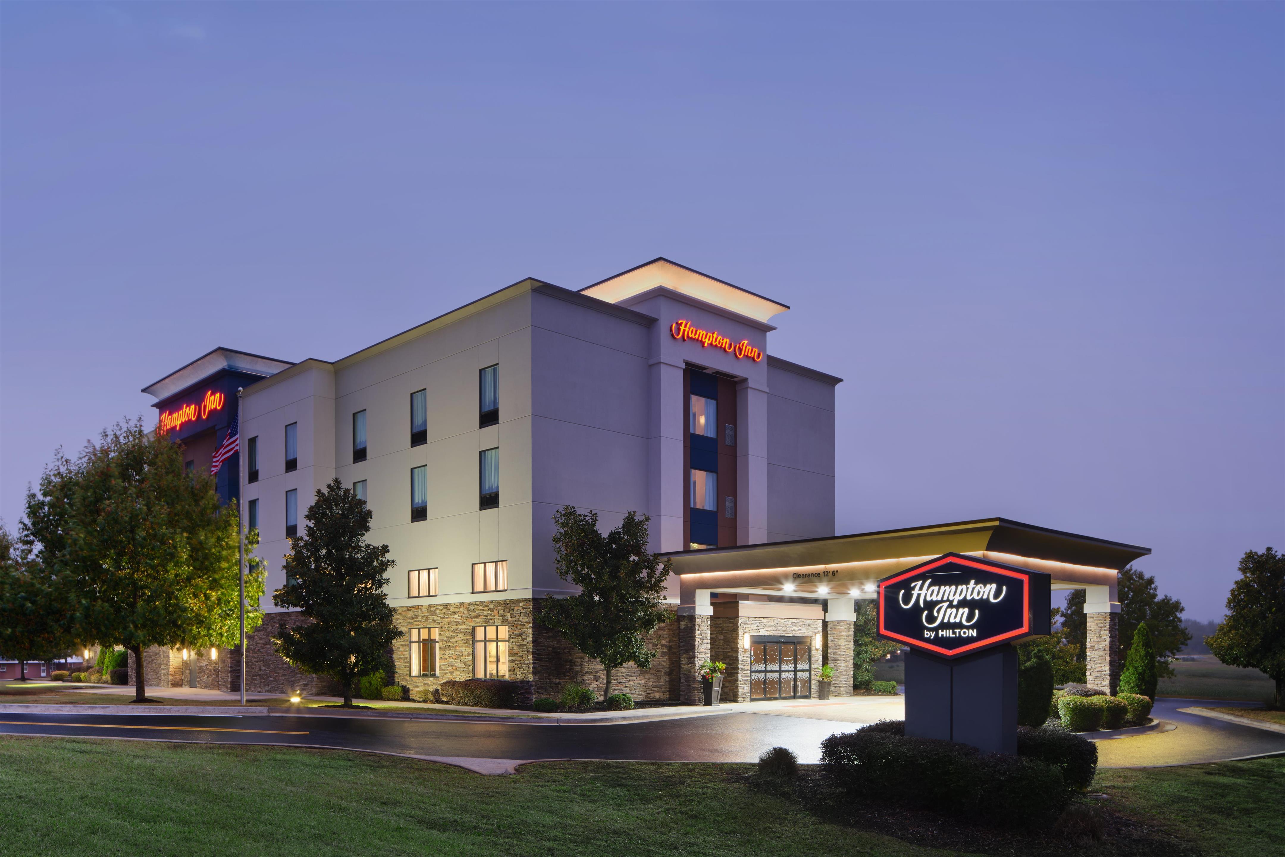Exterior | Hampton Inn Waynesboro