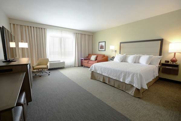  - Hampton Inn & Suites Ponca City