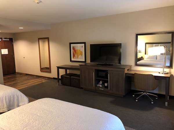  - Hampton Inn & Suites Ponca City
