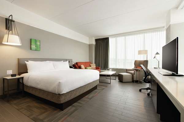  - Hilton Garden Inn Downtown Calgary